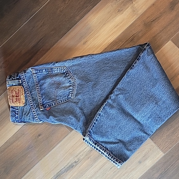 Mens Levi 550 Jeans W34 L32 - Picture 2 of 9